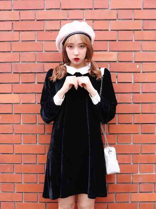 大人っぽい服装とは