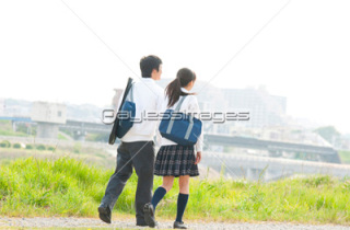 学生の頃から付き合って結婚した人