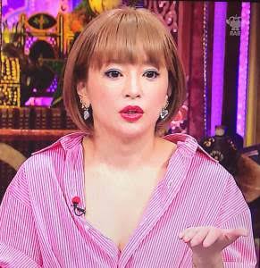 全員、浜崎あゆみに　不思議な光景にファンざわつく「あゆがいっぱい」「圧巻」