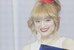 全員、浜崎あゆみに　不思議な光景にファンざわつく「あゆがいっぱい」「圧巻」