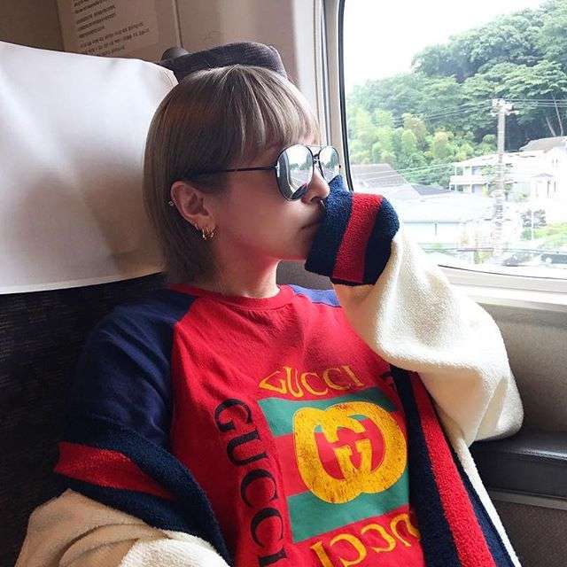全員、浜崎あゆみに　不思議な光景にファンざわつく「あゆがいっぱい」「圧巻」