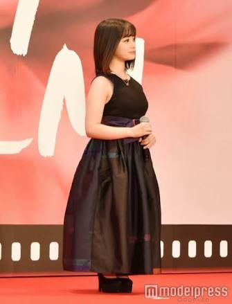 8頭身以上の有名人の画像を貼るトピ
