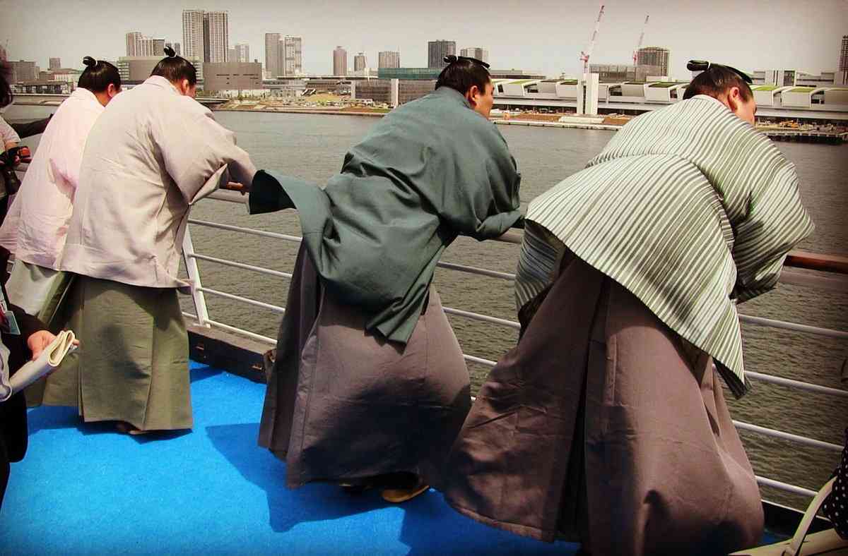 今年の曲で1番好きなのは何ですか?