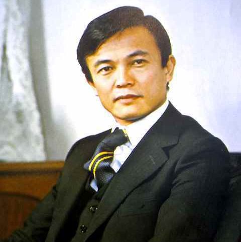 若い頃の政治家を淡々と貼るトピ