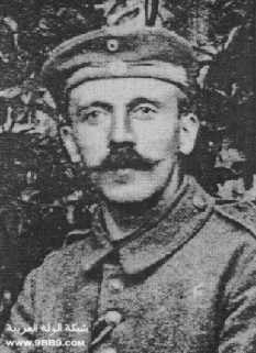 若い頃の政治家を淡々と貼るトピ