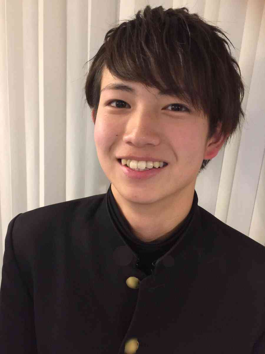 JUNONスーパーボーイGPに日大1年生・綱啓永さん 過去最多1万7293人の頂点に立ち涙