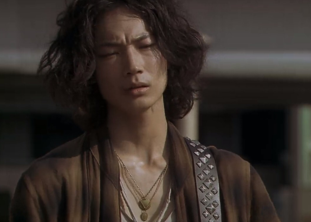 “綾野剛が演じた中で好きな役”ランキングを発表＜1位～20位＞