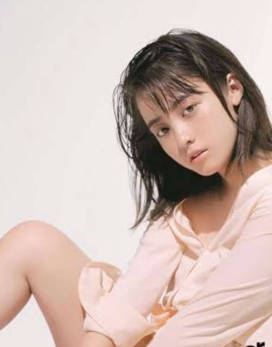 猫を抱く広瀬すずが美少女すぎると話題　「猫になりたい」の声続出