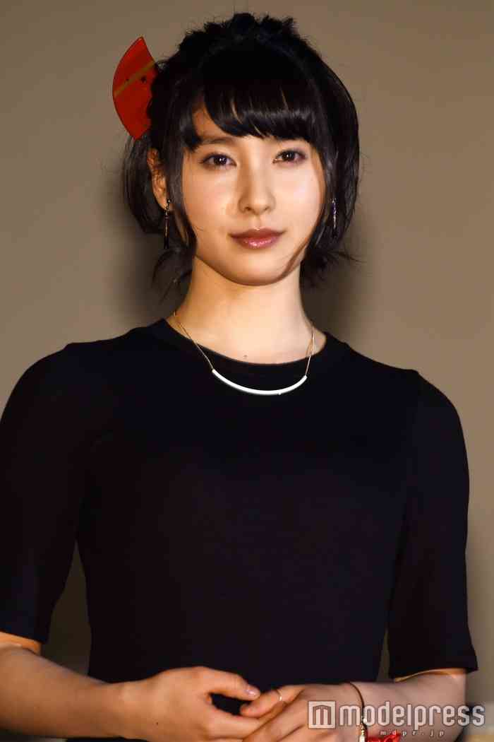 土屋太鳳の“サービス精神”に佐藤健が困惑 自分でネタ振りしてイベント盛り上げ