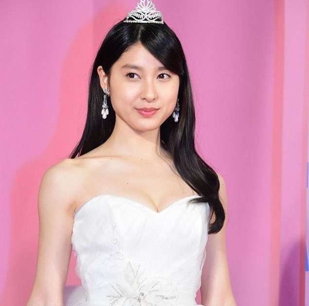 土屋太鳳の“サービス精神”に佐藤健が困惑 自分でネタ振りしてイベント盛り上げ