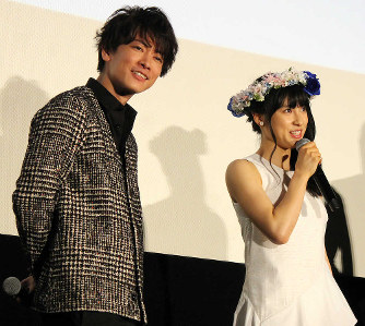 土屋太鳳の“サービス精神”に佐藤健が困惑 自分でネタ振りしてイベント盛り上げ