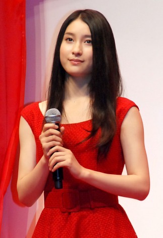 お嬢様ファッションが見たい
