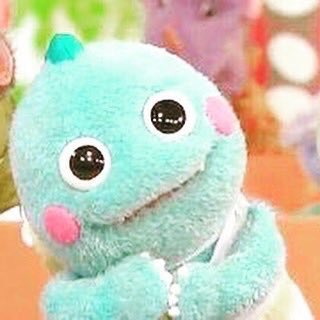 顔の大きさがティッシュ箱よりもデカい人