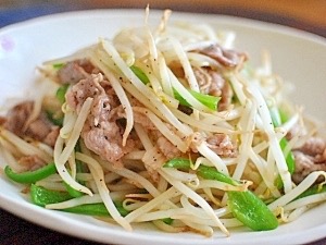 家族四人で予算千円の夕飯メニュー