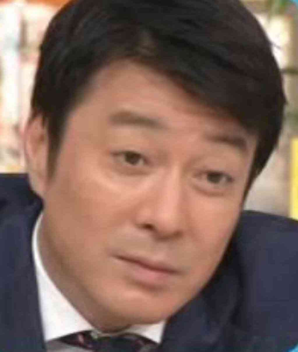 浜崎あゆみ、“チュー顔”写真公開で「全てが可愛すぎ」「お肌ちゅるちゅる」