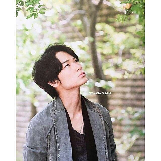 綾野剛さんの画像を貼るトピ