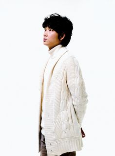綾野剛さんの画像を貼るトピ