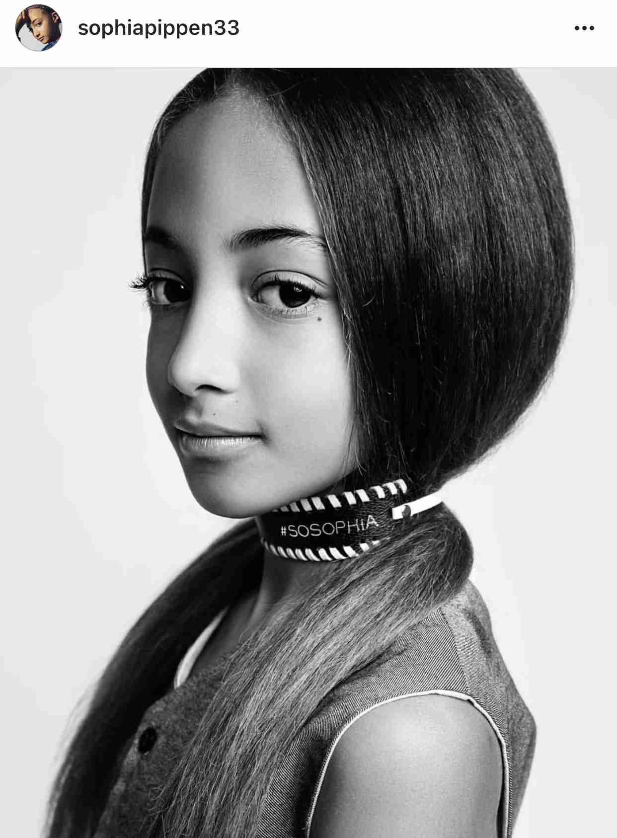 “世界一美しい少女”6歳のモデルのInstagramのフォロワーが60万人を突破 兄もイケメン