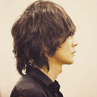 イケメンの横顔画像を貼るトピ