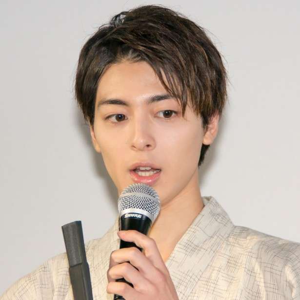 自分はいい歳なのに若手イケメン俳優にはまってる人ー