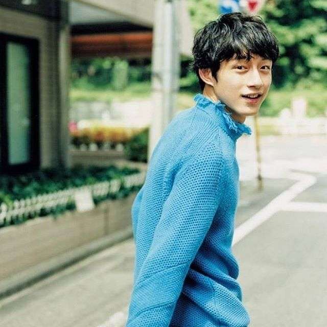 自分はいい歳なのに若手イケメン俳優にはまってる人ー