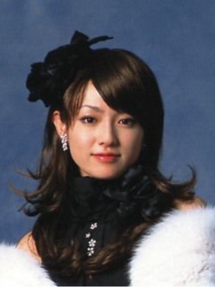 和田アキ子「こう見えて靴の大きさ一緒」の深田恭子と2ショット