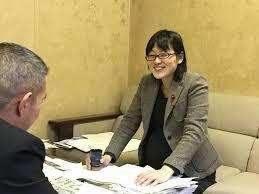 本会議中の授乳、議長に配慮求める 熊本・緒方夕佳市議