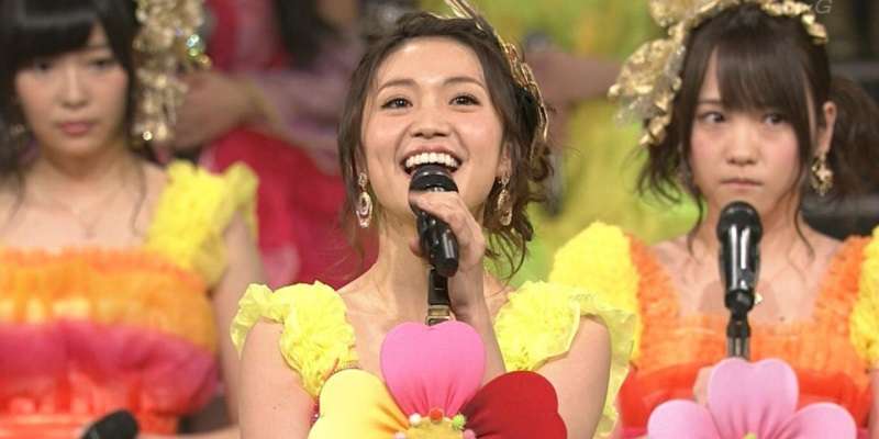 AKB48紅白歌唱曲、中間1位は「365日の紙飛行機」2位に渡辺麻友卒業曲 