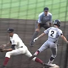 仙台育英高野球部員ら飲酒、喫煙 市内飲食店で8人、救急搬送も