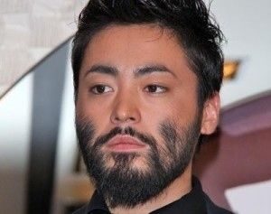 ヒゲが似合う有名人