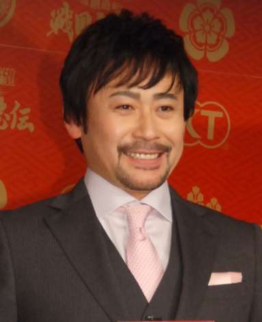 ヒゲが似合う有名人