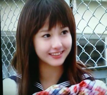 芸能人の美しい不意討ち画像を貼るトピ