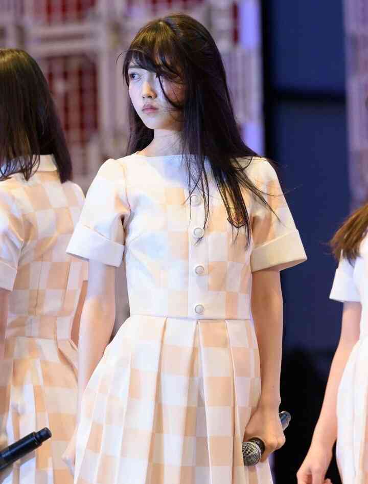 芸能人の美しい不意討ち画像を貼るトピ