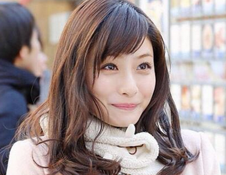 芸能人の美しい不意討ち画像を貼るトピ