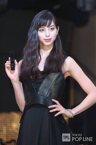 芸能人の美しい不意討ち画像を貼るトピ