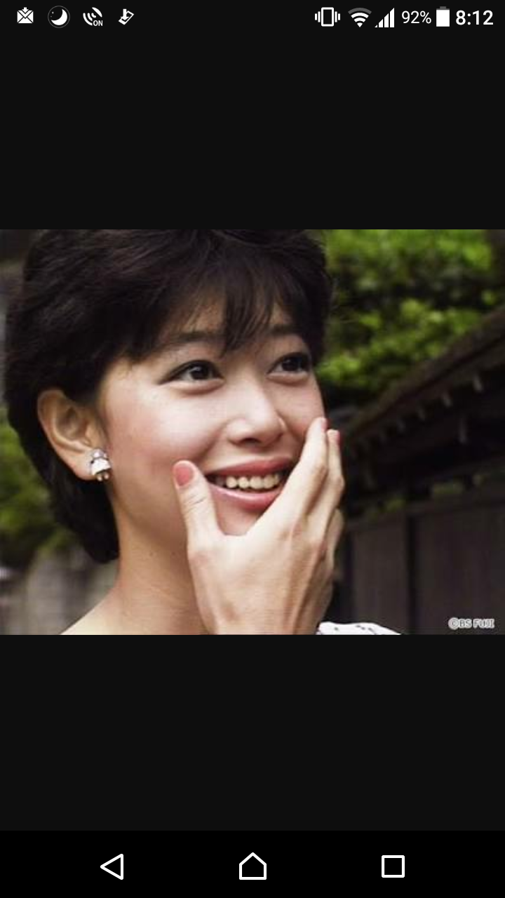 芸能人の美しい不意討ち画像を貼るトピ