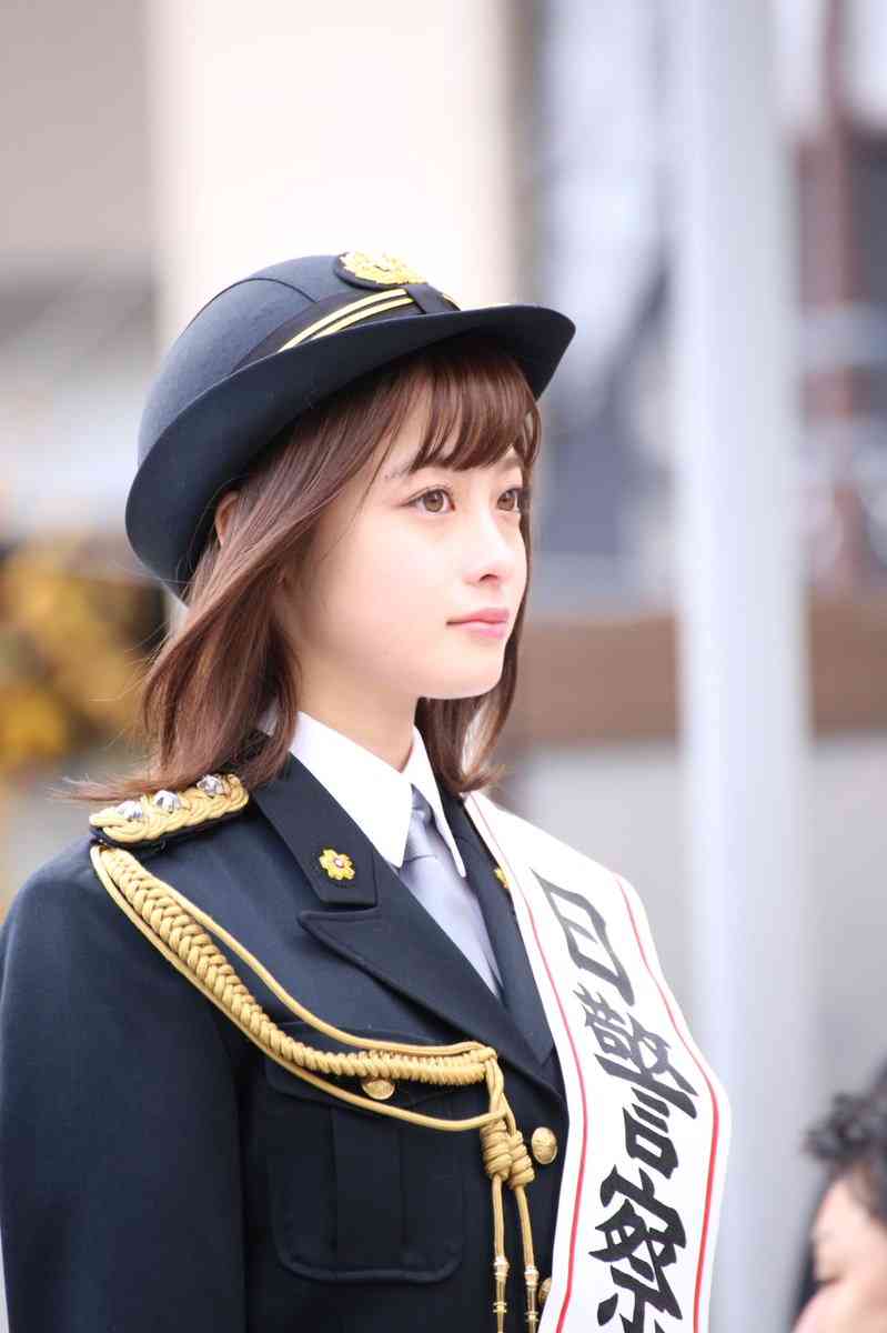 芸能人の美しい不意討ち画像を貼るトピ