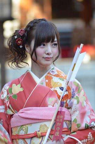 芸能人の美しい不意討ち画像を貼るトピ