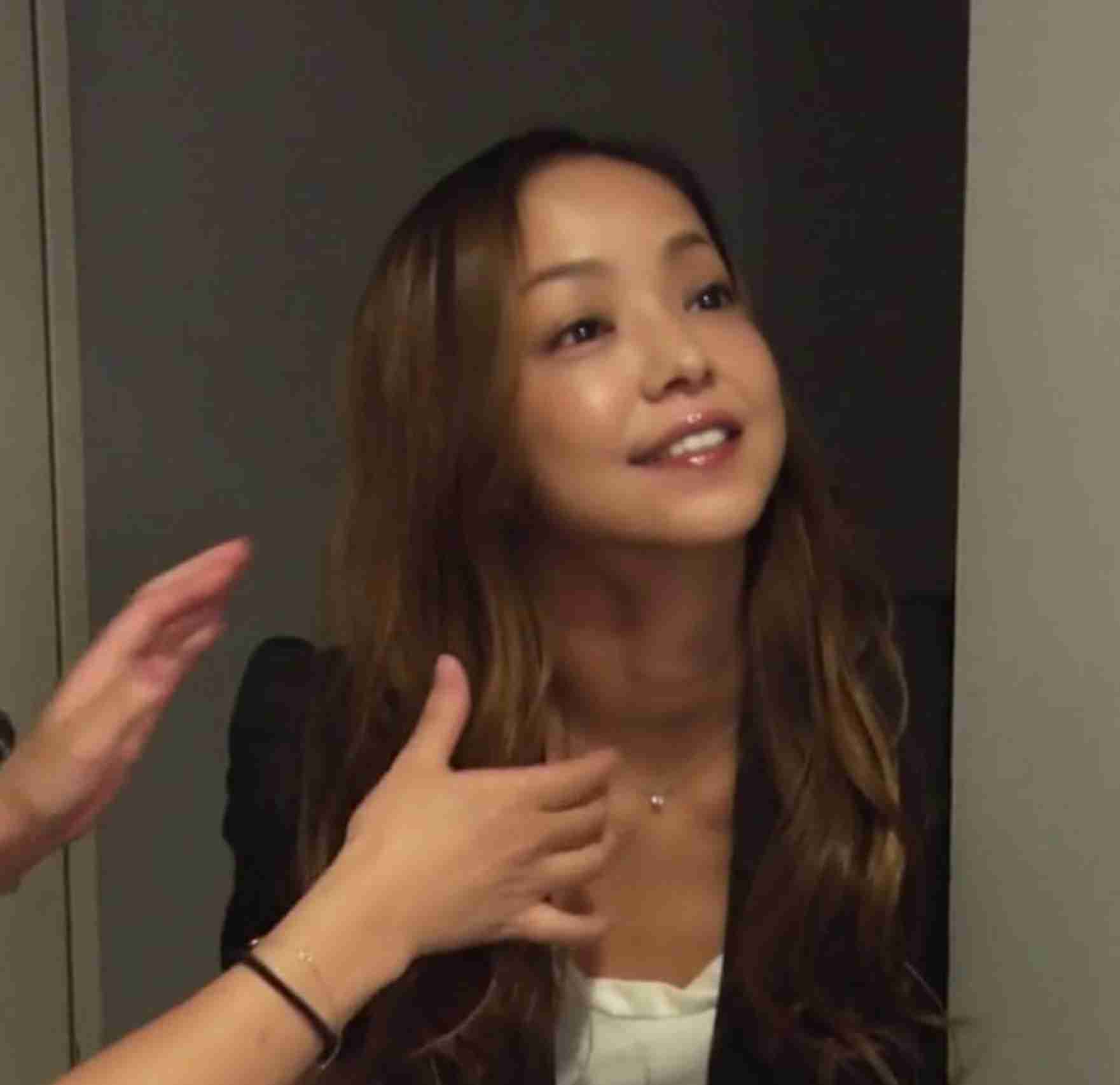 芸能人の美しい不意討ち画像を貼るトピ