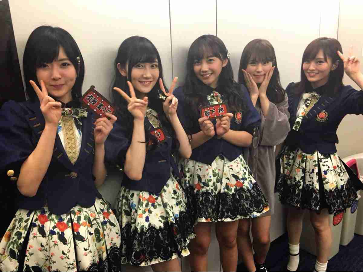 48、46グループで好きな衣装は？