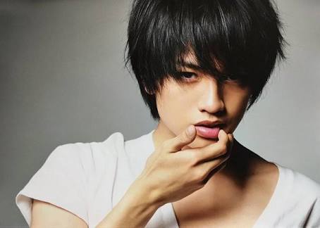 好きだった芸能人のファンをやめた方、今誰のファンですか?