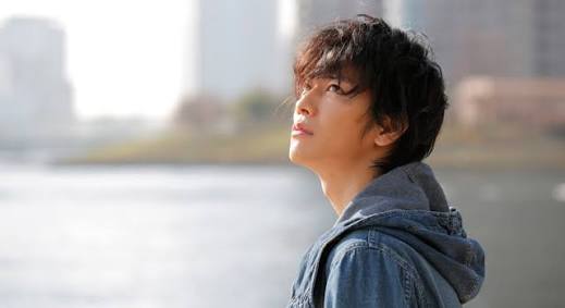 好きだった芸能人のファンをやめた方、今誰のファンですか?