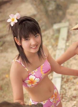 道重さゆみ 髪を10センチ以上切りボブに 「モー娘。加入時くらい」
