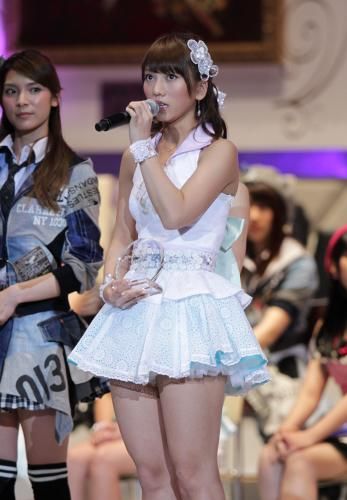 板野友美、写真集で初めて下着カットに挑戦