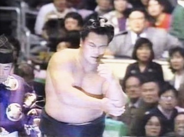 横綱・白鵬が休場　4日目嘉風戦で左足親指を負傷