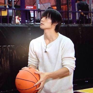個人的に色気を感じる男性芸能人
