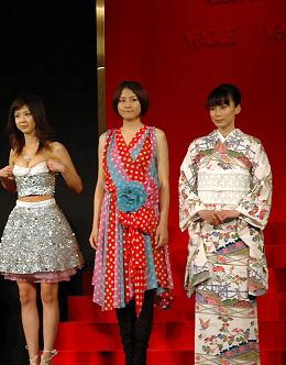 長澤まさみが高橋一生のヒゲ剃った川栄李奈に嫉妬!?「嘘を愛する女」初日舞台挨拶