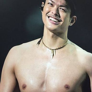 三代目JSB今市隆二が初フォトエッセー　恋愛観、グループ愛、肉体美さらけ出す