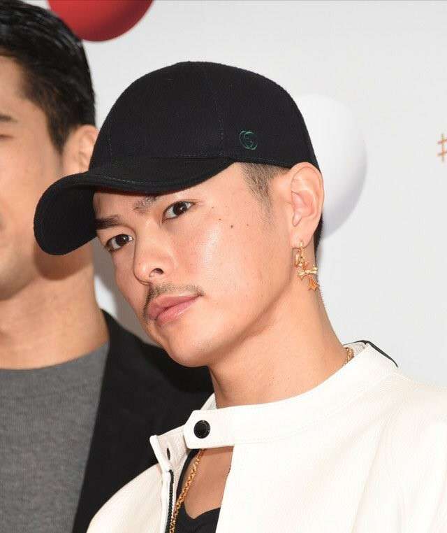 三代目JSB今市隆二が初フォトエッセー　恋愛観、グループ愛、肉体美さらけ出す