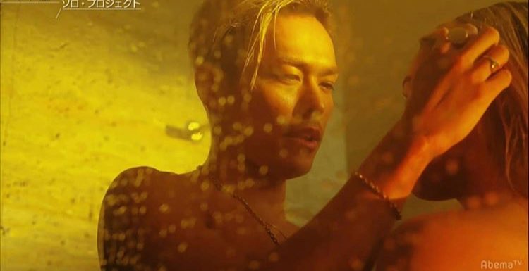三代目JSB今市隆二が初フォトエッセー　恋愛観、グループ愛、肉体美さらけ出す